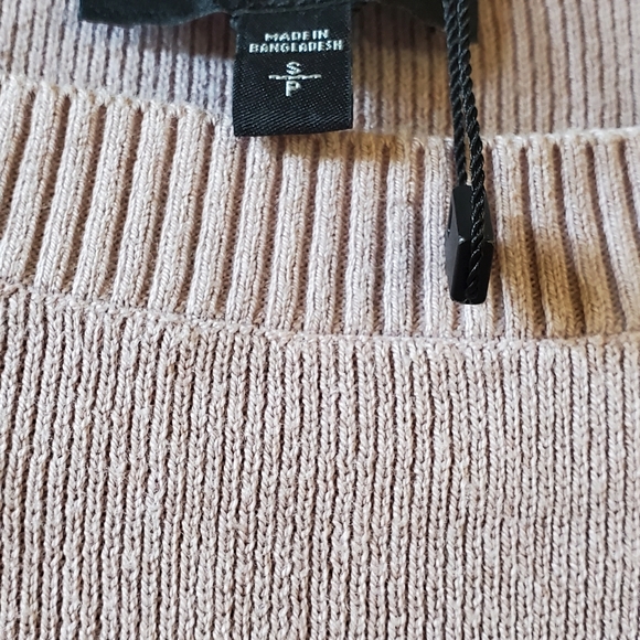 Express Sweater - Picture 2 of 2
